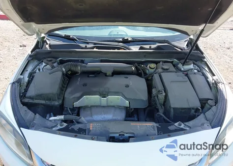 2015 Chevrolet Malibu Ls z USA, uszkodzony, nr VIN 1G11B5SLXFF116999